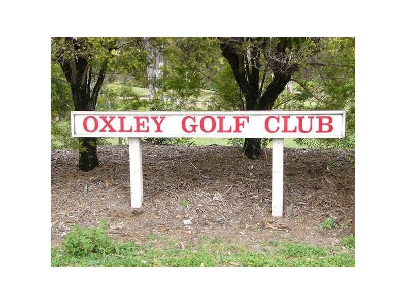 8 Turnberry Cl, Oxley QLD 4075