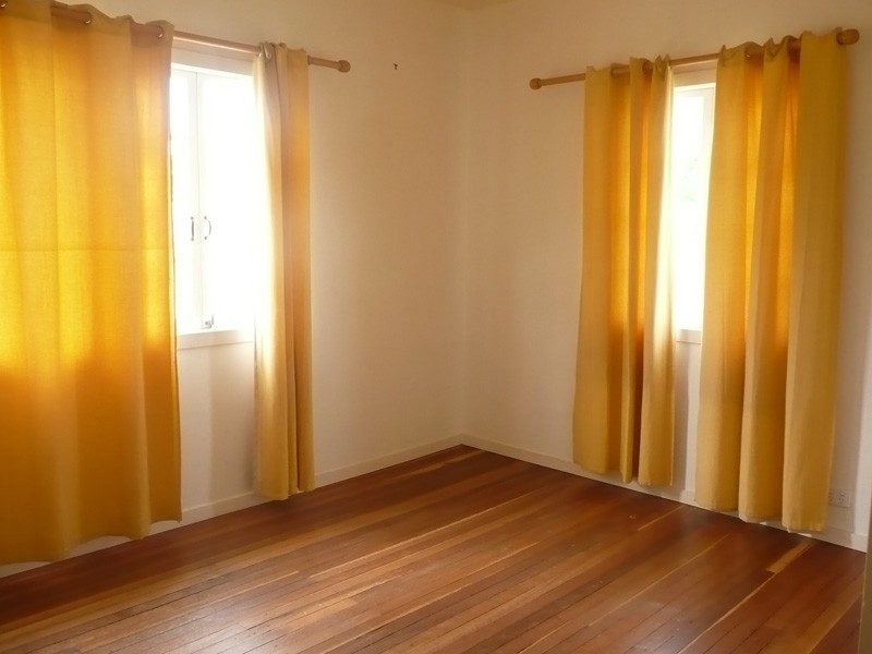 69 Irwin Tce, Oxley QLD 4075
