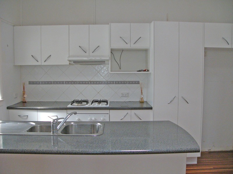 59 Ellen St, Oxley QLD 4075