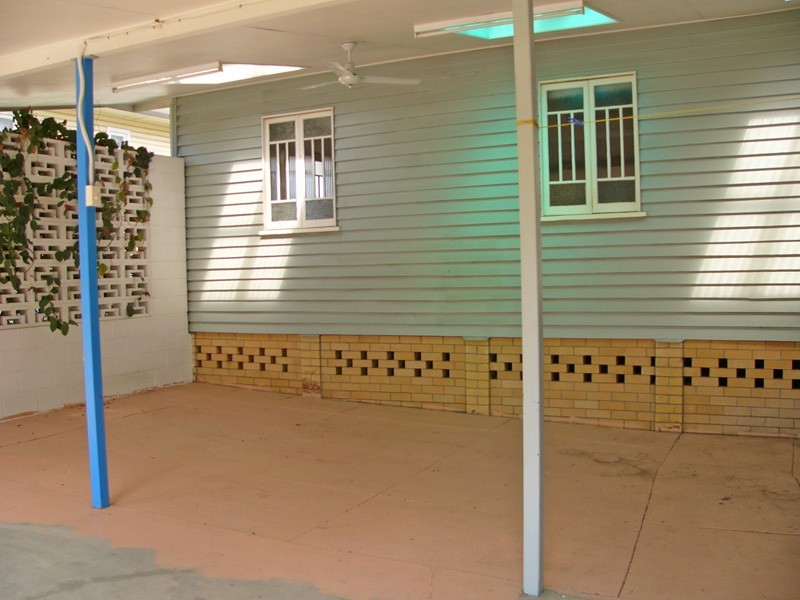 59 Ellen St, Oxley QLD 4075