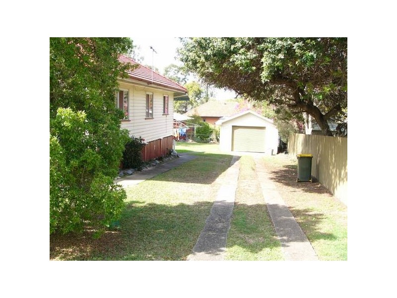 Calston Street, Oxley QLD 4075