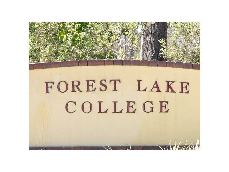 12 Fraser Pl, Forest Lake QLD 4078