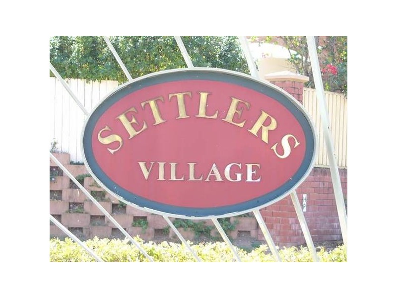 12 Fraser Pl, Forest Lake QLD 4078