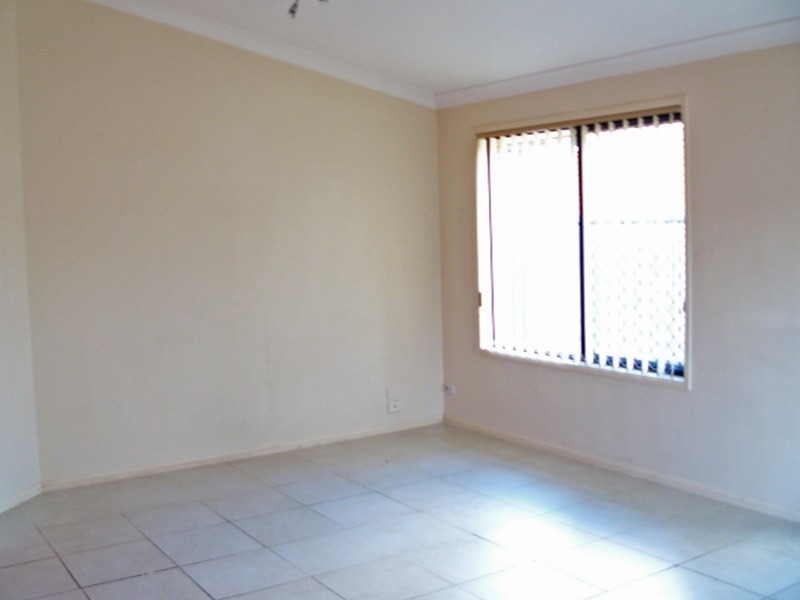 11 Richards Cl, Durack QLD 4077