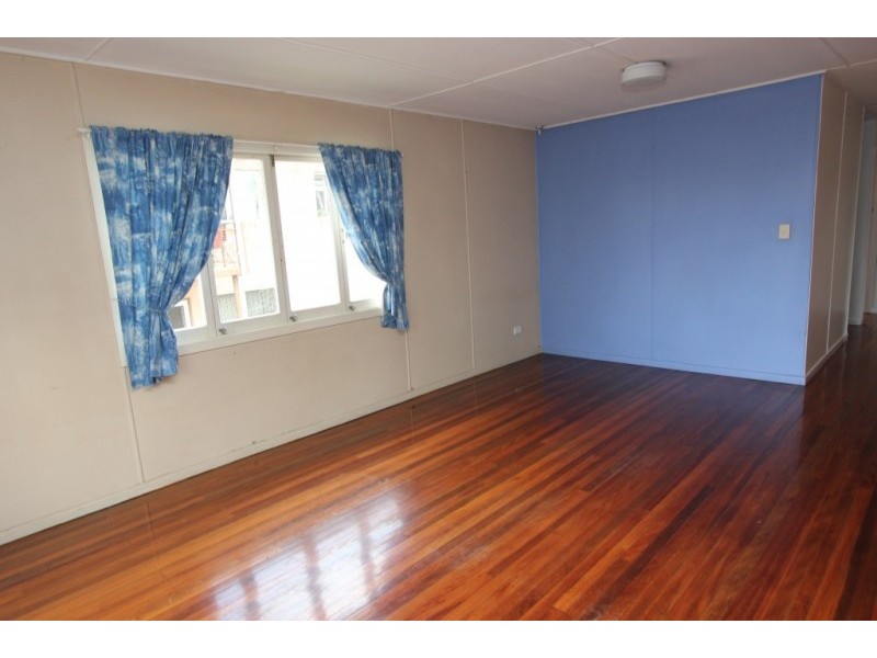 30 Jutland St, Oxley QLD 4075