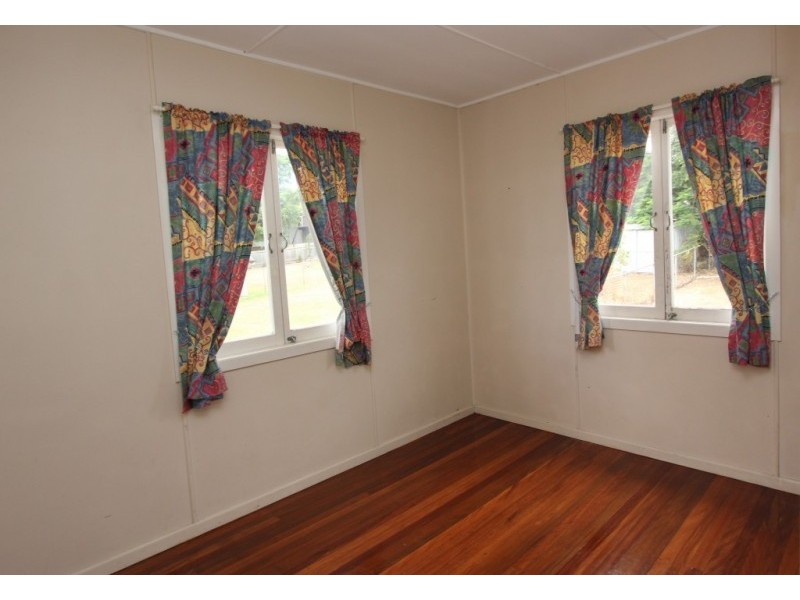 30 Jutland St, Oxley QLD 4075