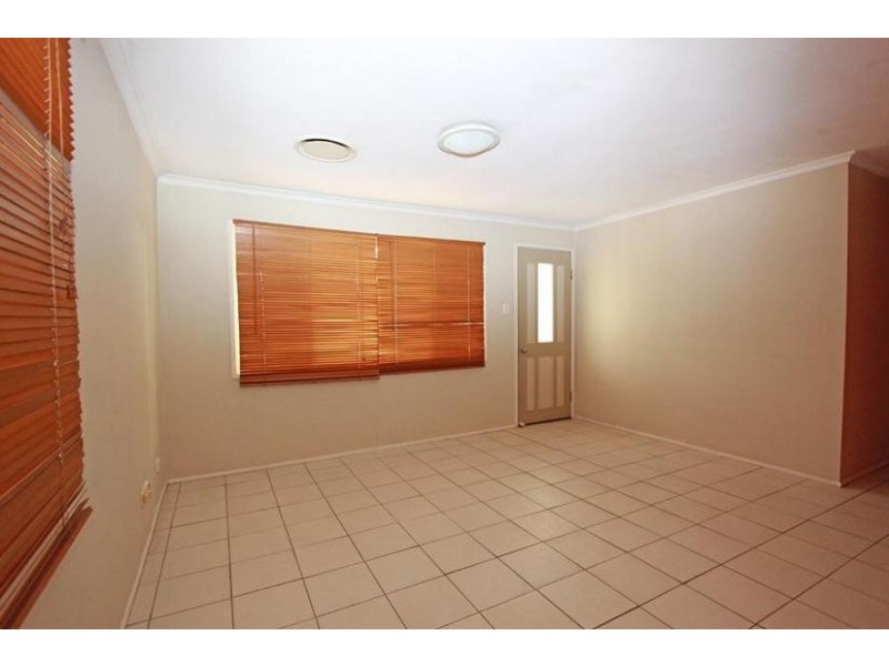 1 Surveyor St, Seventeen Mile Rocks QLD 4073