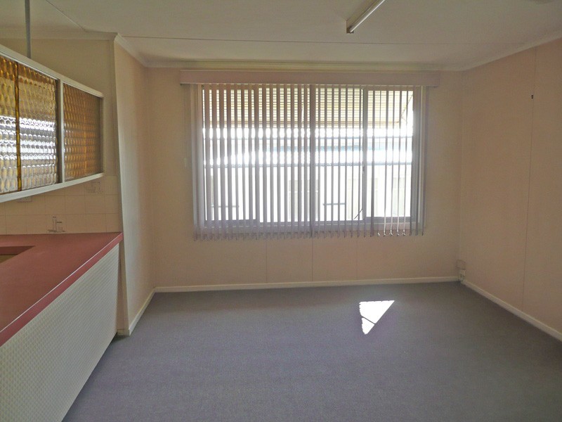 27 Glendale Gr, Moorooka QLD 4105