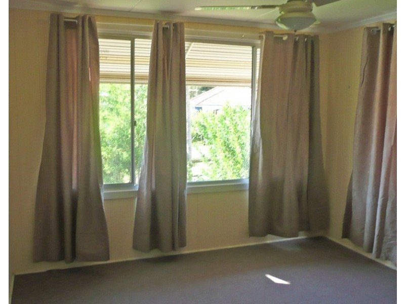 27 Glendale Gr, Moorooka QLD 4105