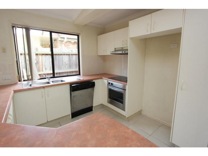 18 Birkenhead Cres, Forest Lake QLD 4078