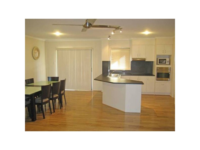 20 Sunningdale Street, Oxley QLD 4075