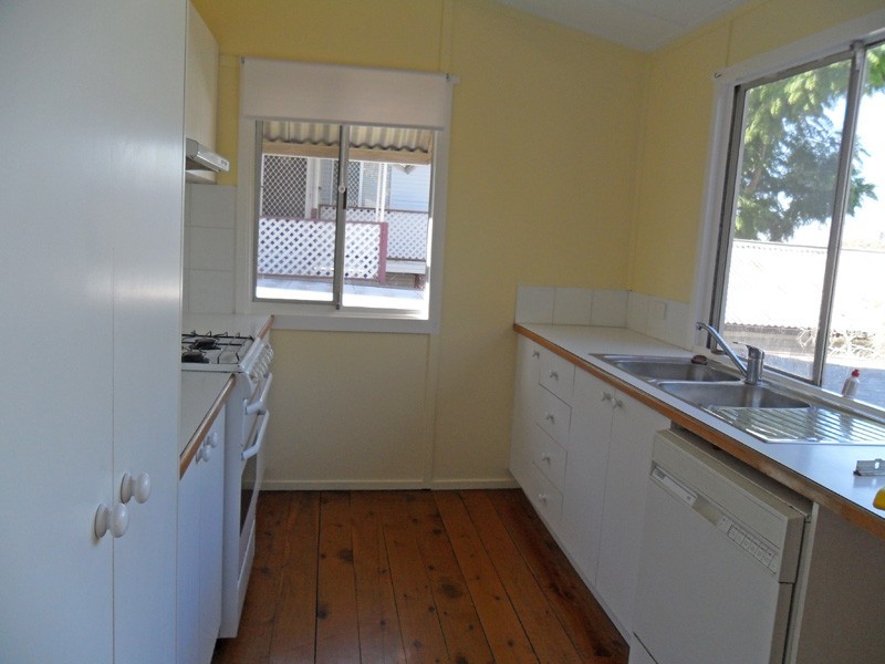 20 Brittain St, Oxley QLD 4075