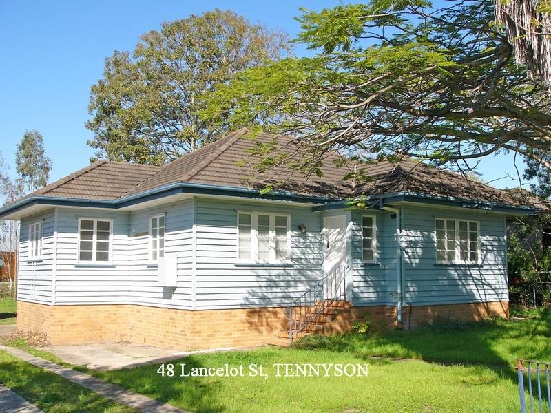 48 Lancelot St, Tennyson QLD 4105