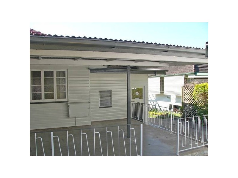 49 Colwel St, Oxley QLD 4075