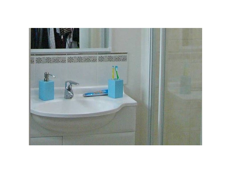 10 Lawson Street, Oxley QLD 4075