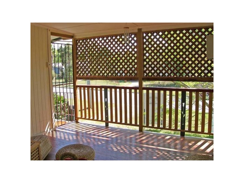 32 Lincoln St, Oxley QLD 4075