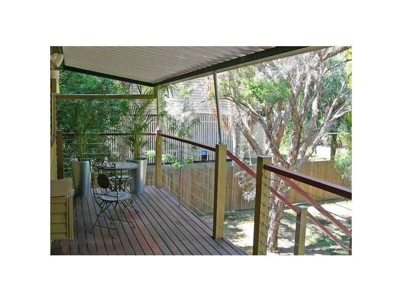 32 Lincoln St, Oxley QLD 4075