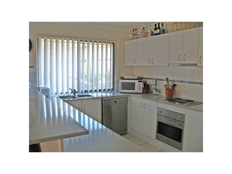 1 Michael Place, Oxley QLD 4075