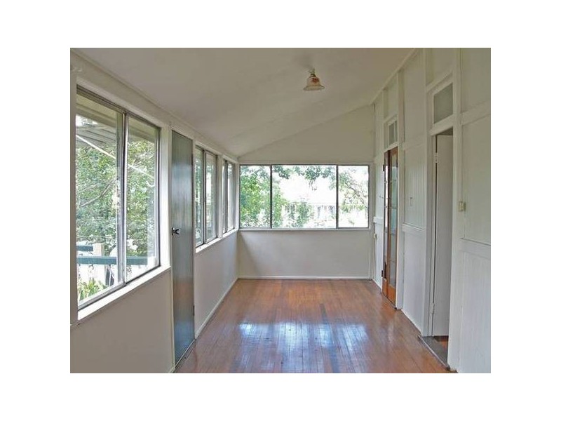 1145 Oxley Road, Oxley QLD 4075