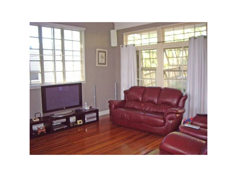 68 Blackheath Road, Oxley QLD 4075