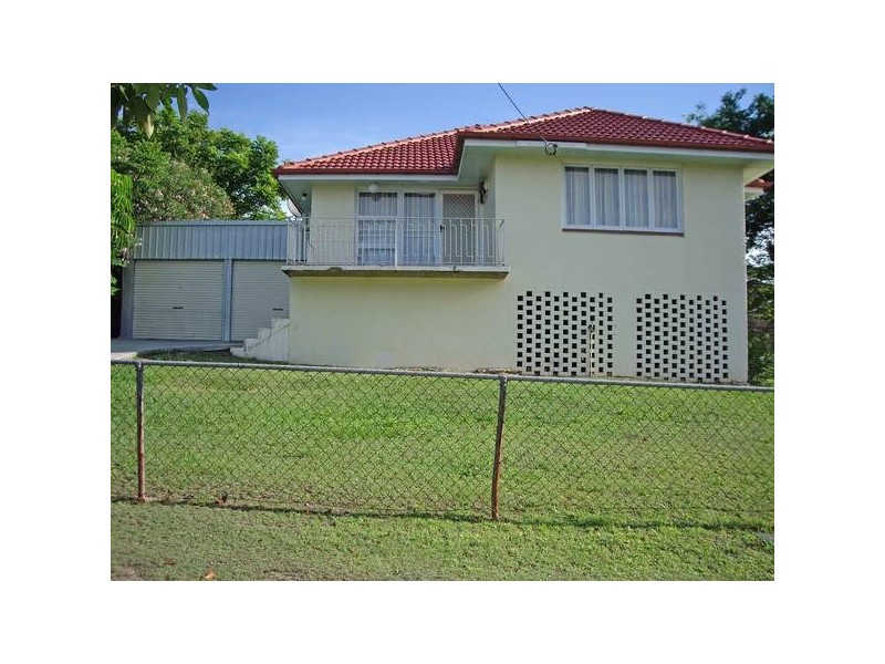 110 Sanderling Street, Inala QLD 4077
