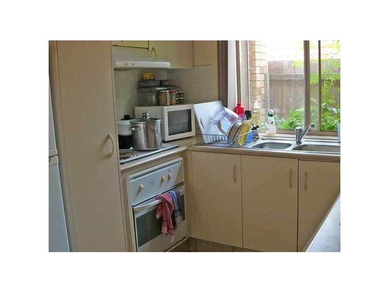 8 Sarabah Place, Forest Lake QLD 4078