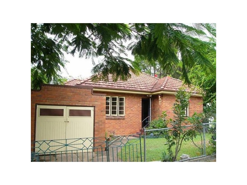 16 Ellen Street, Oxley QLD 4075