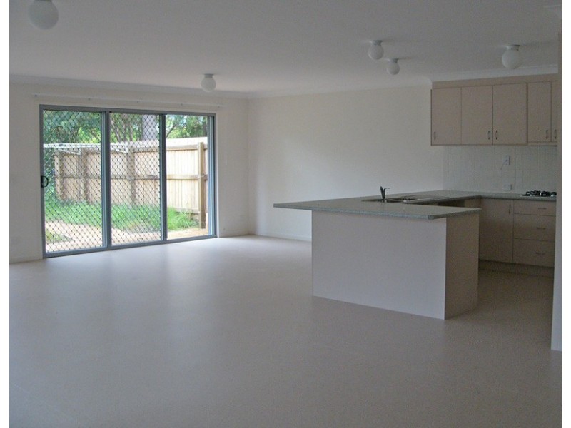 46 William Tce, Oxley QLD 4075