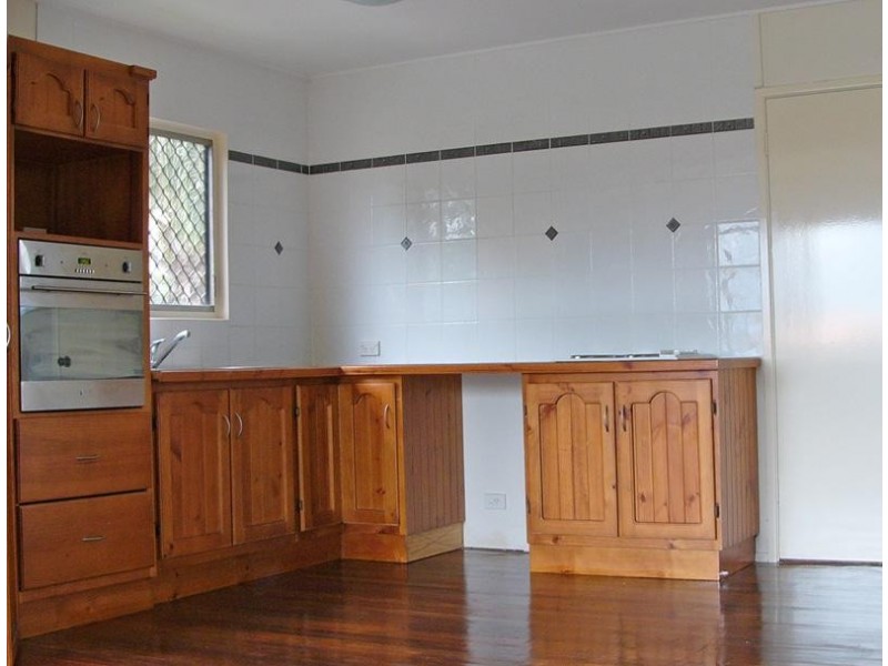 12 Southern Cross Ave, Darra QLD 4076