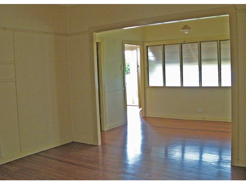 1 Arcadia Cres, Darra QLD 4076