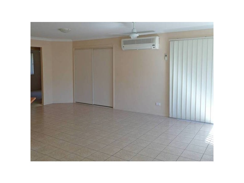 6 Riviera Court, Oxley QLD 4075