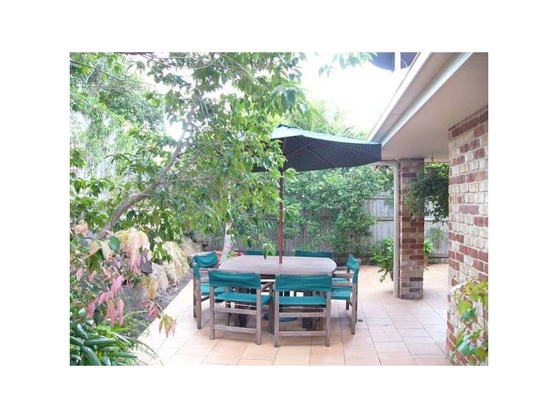 13 Hogan Place, Seventeen Mile Rocks QLD 4073