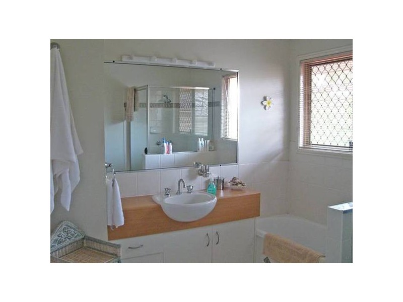 13 Hogan Place, Seventeen Mile Rocks QLD 4073