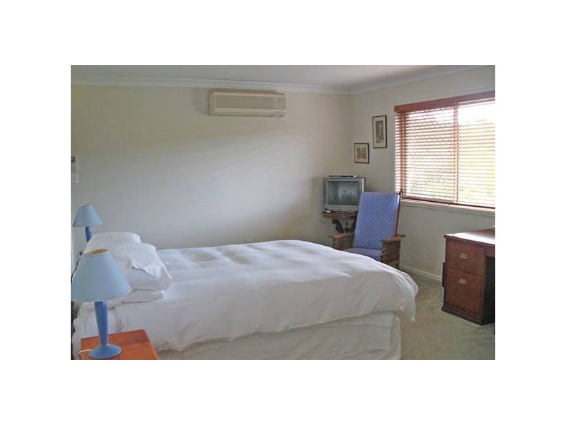 13 Hogan Place, Seventeen Mile Rocks QLD 4073