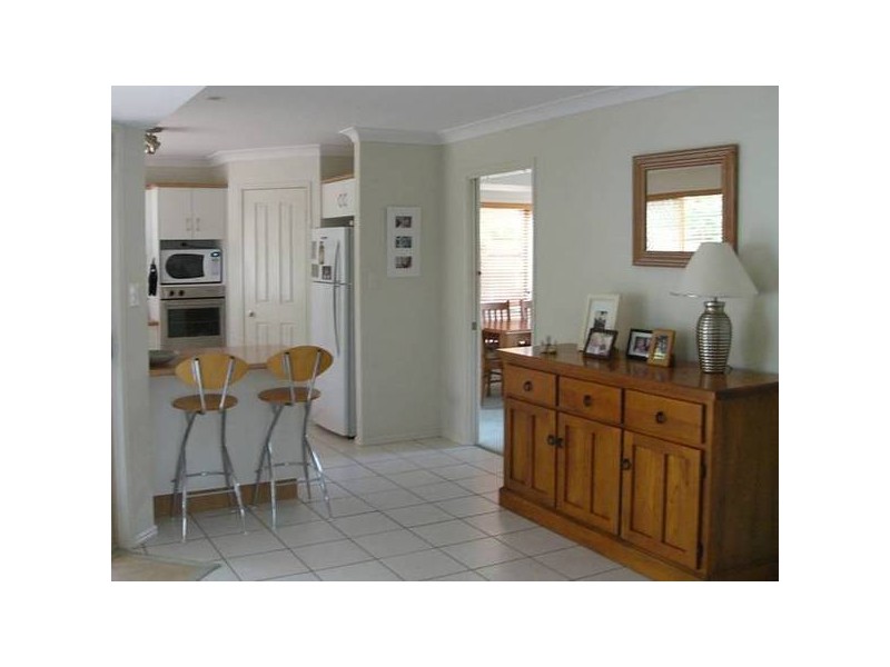 13 Hogan Place, Seventeen Mile Rocks QLD 4073