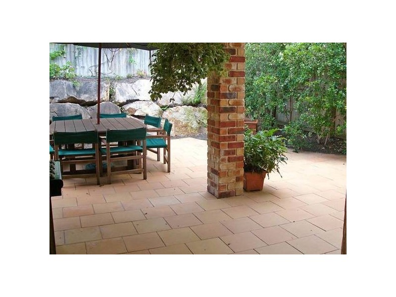 13 Hogan Place, Seventeen Mile Rocks QLD 4073