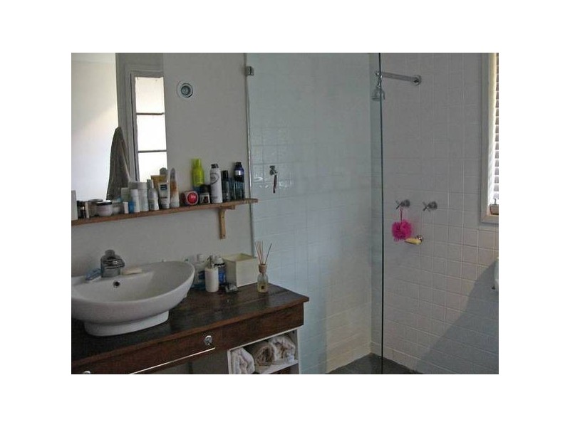 92 Fort Road, Oxley QLD 4075