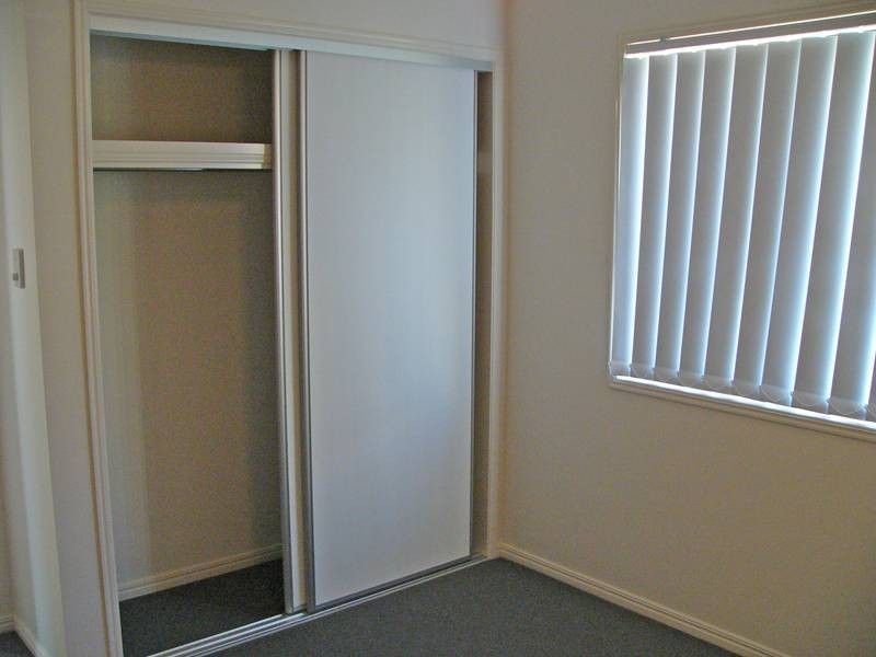 1 York Cl, Oxley QLD 4075