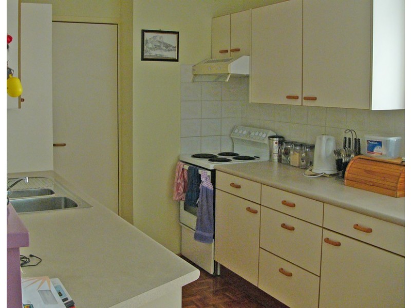 18 Molesworth Street, Seventeen Mile Rocks QLD 4073