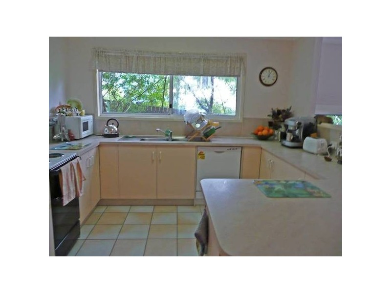 82 Tavistock Street, Oxley QLD 4075