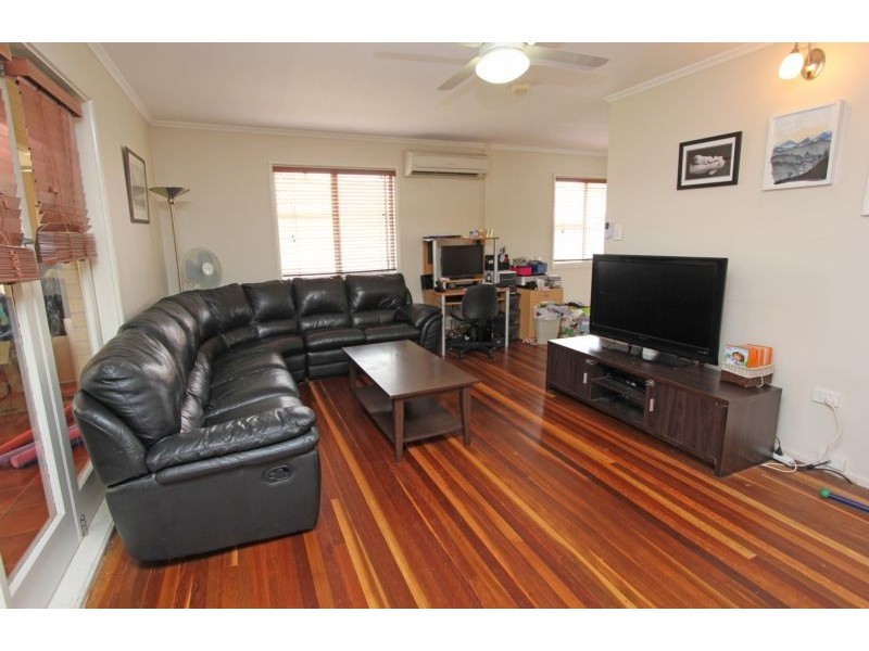 12 Merring St, Oxley QLD 4075