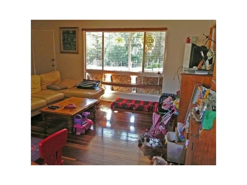 24 Venerable Street, Seventeen Mile Rocks QLD 4073