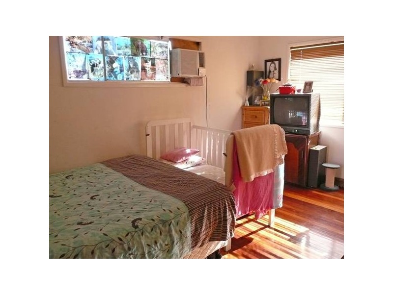 24 Venerable Street, Seventeen Mile Rocks QLD 4073