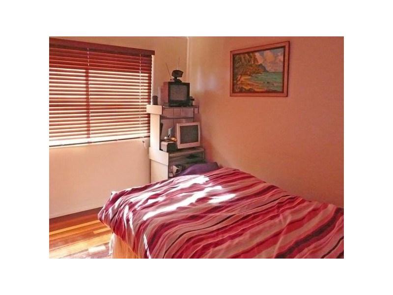 24 Venerable Street, Seventeen Mile Rocks QLD 4073