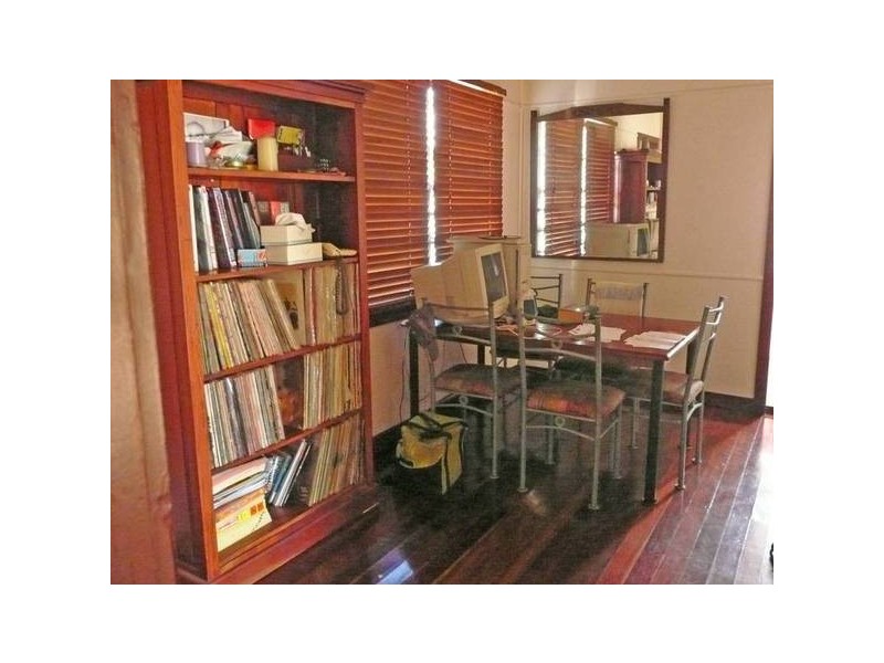 137 Ardoyne Road, Oxley QLD 4075