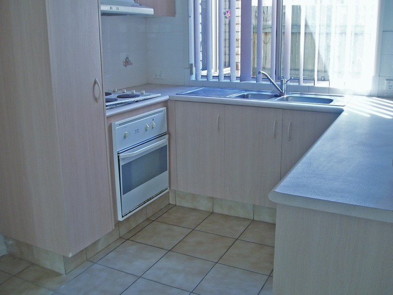 5 Kurrawa Cl, Forest Lake QLD 4078