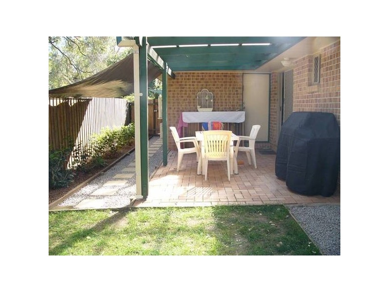 11 Edmondson Street, Corinda QLD 4075