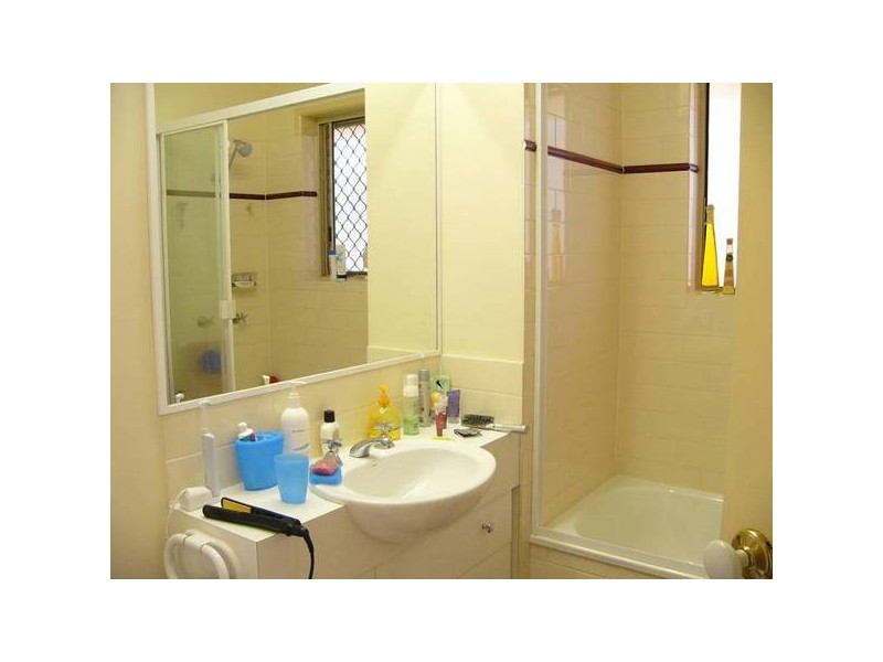 11 Edmondson Street, Corinda QLD 4075