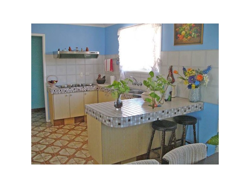 8 Deniven Street, Corinda QLD 4075