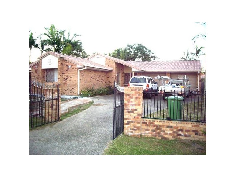 35 Cianthus Street, Regents Park QLD 4118